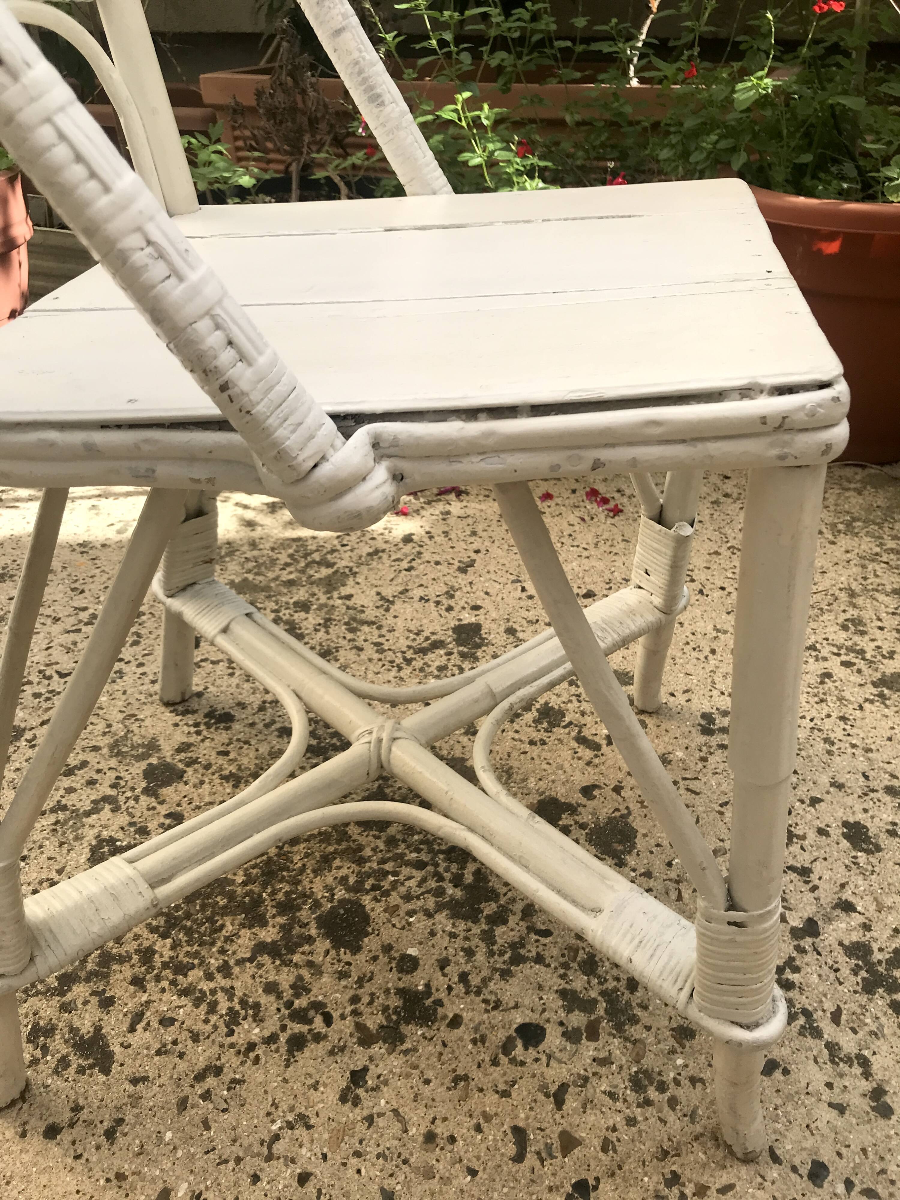 Chaise de jardin en rotin blanche