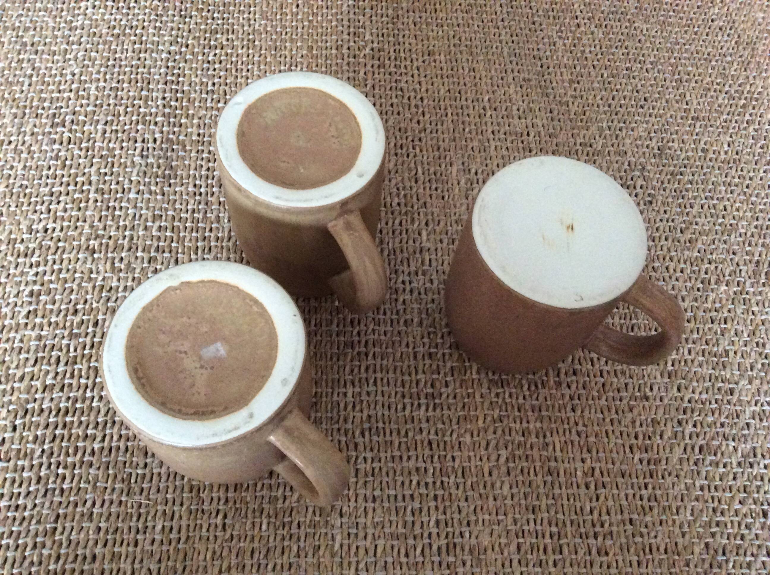 3 stoneware mugs