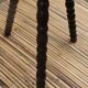 Tabouret tripode en bois tourné