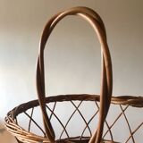 Rattan bassinet