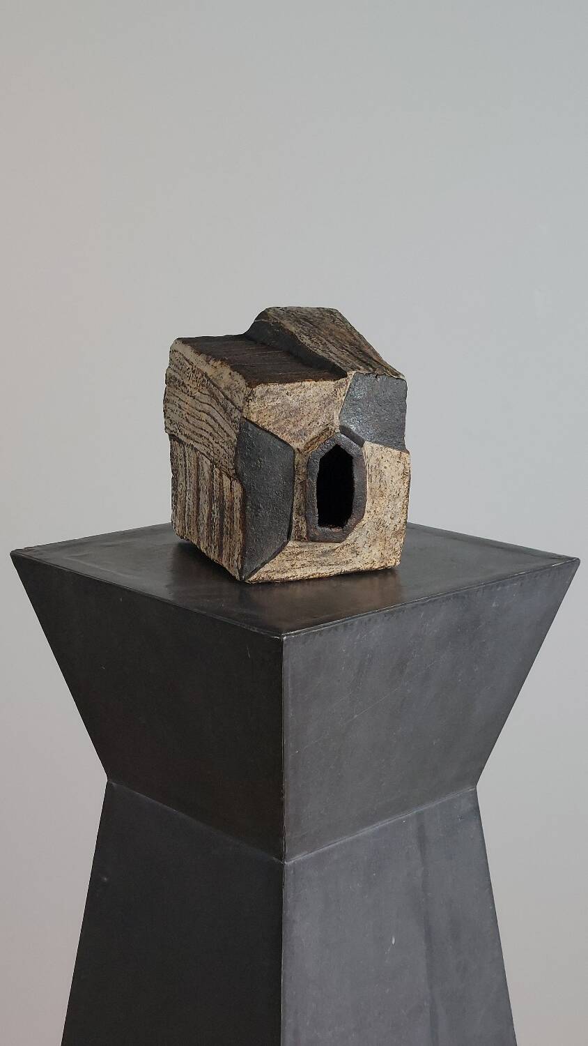 Rare cubist-painted artistic ceramic vase by Gerhard Liebenthron.