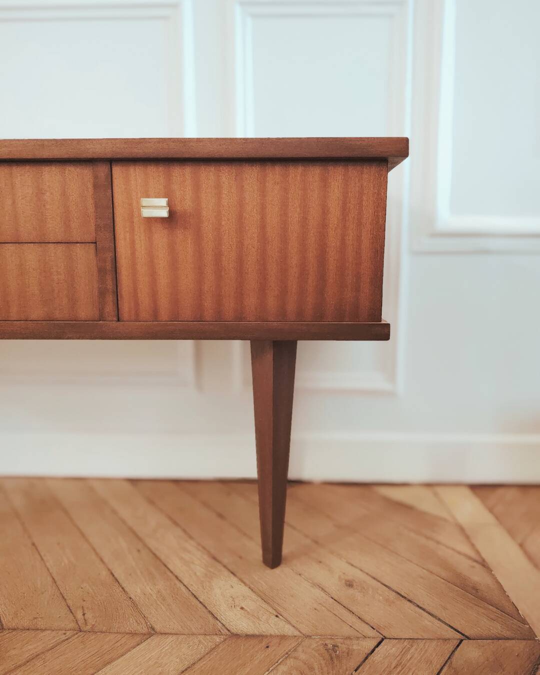 Petite enfilade/ meuble TV vintage rénové, années 50-60