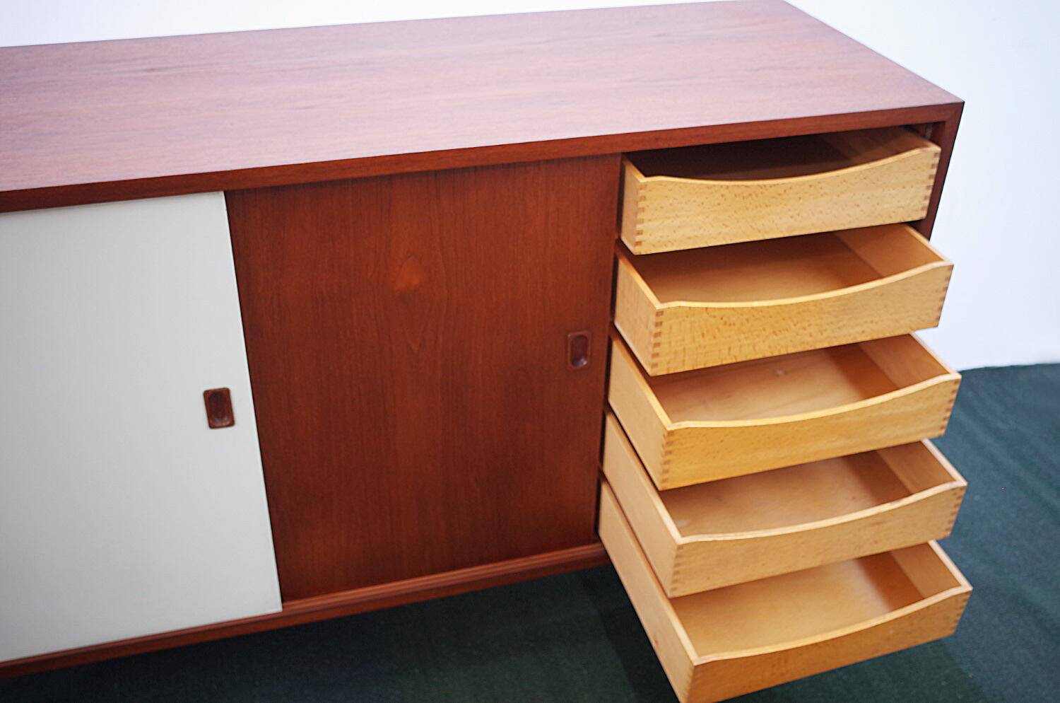 Buffet danois en teck vintage Commode portes coulissantes tiroirs