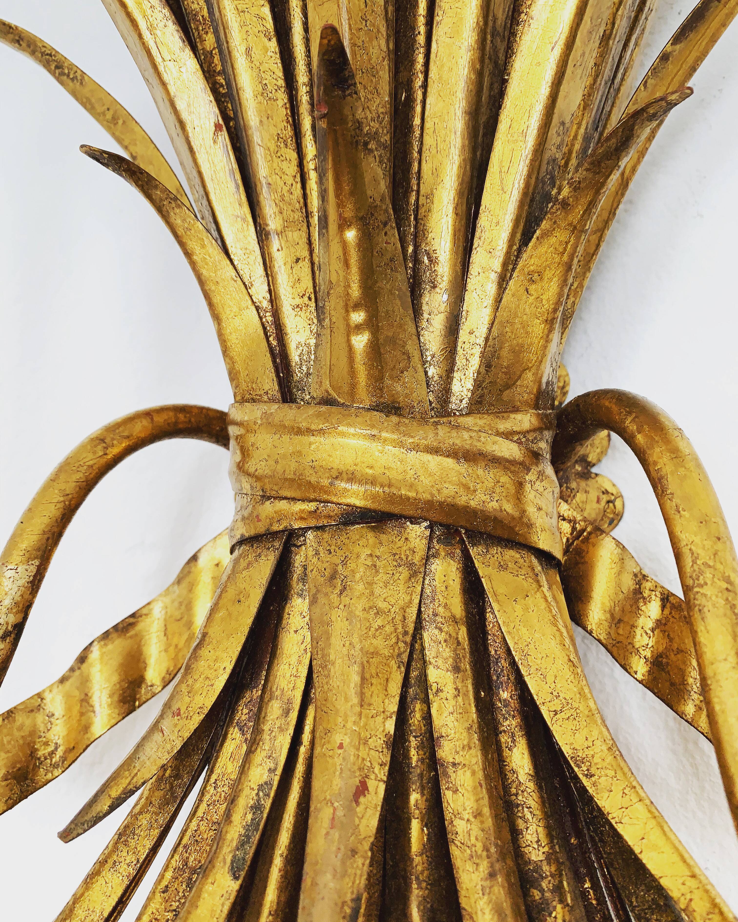 Gilded Italian Hollywood Regency metal wall lamp by Hans Kögl