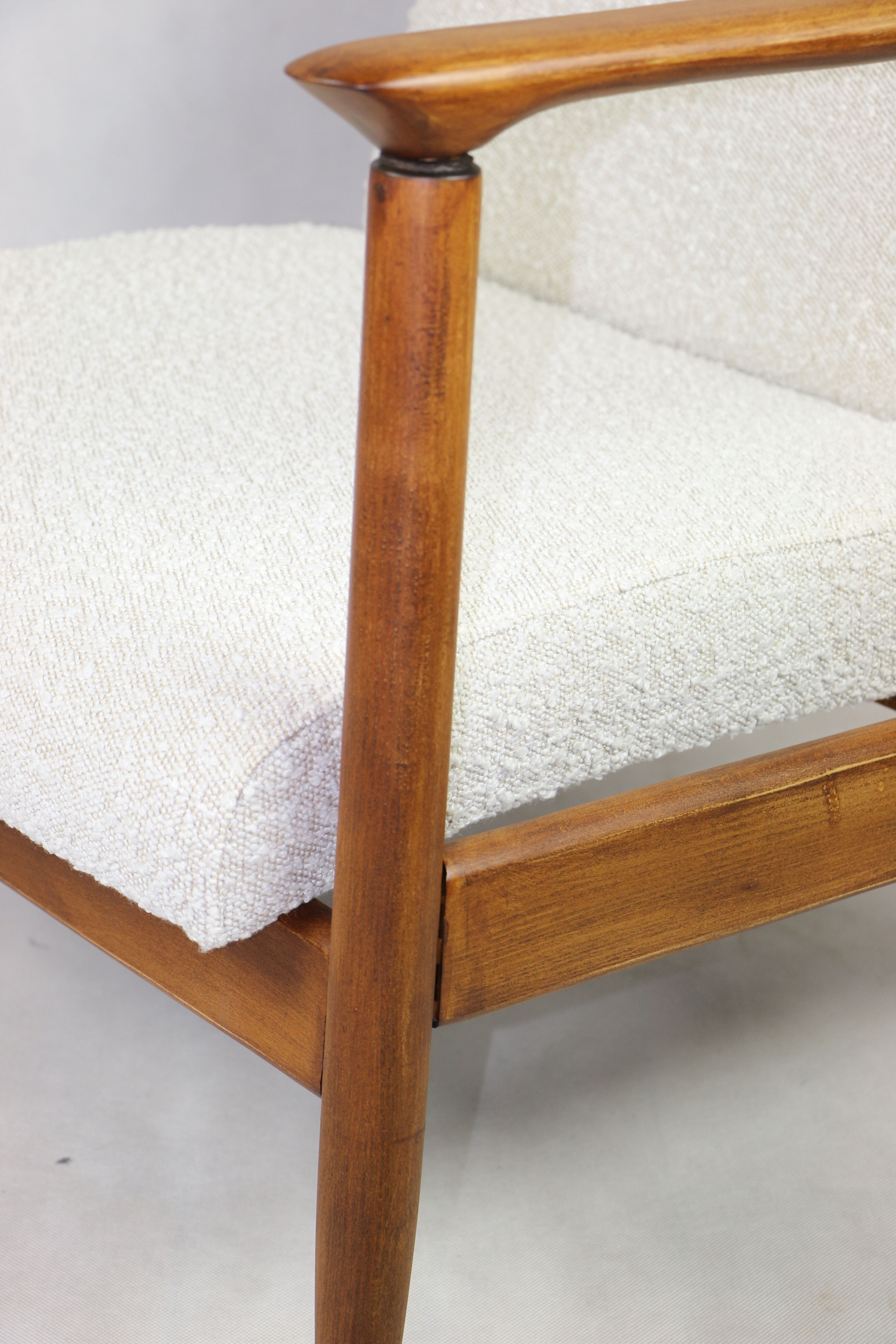 Fauteuil en laine bouclée, années 1970