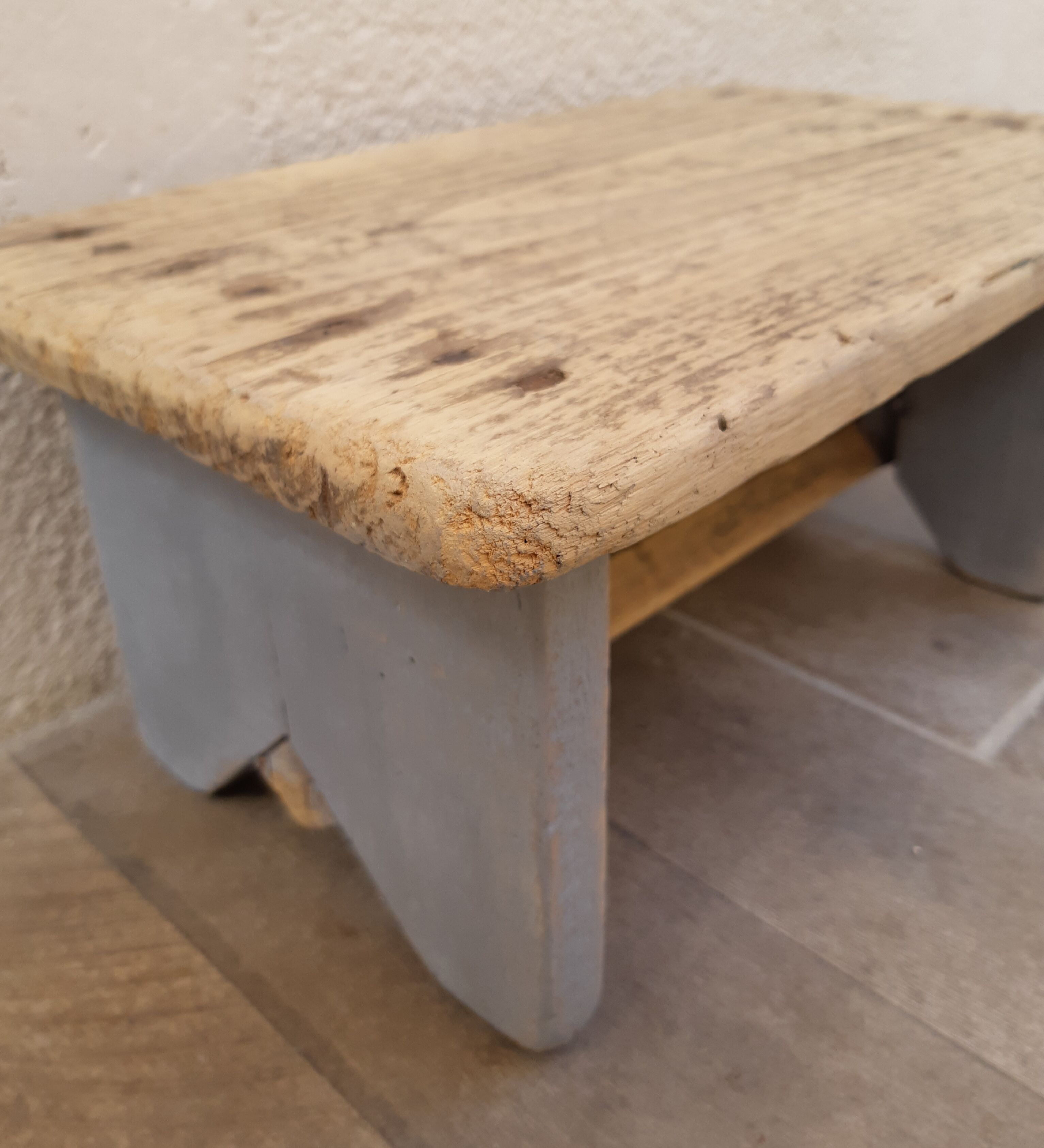 Small stool wood & gray