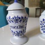 Batch of Delft aphoticaria pots