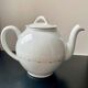 White Porcelain Teapot 0.75 L