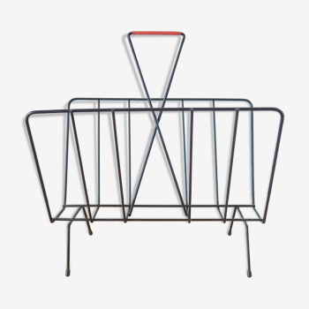 Black magazine rack