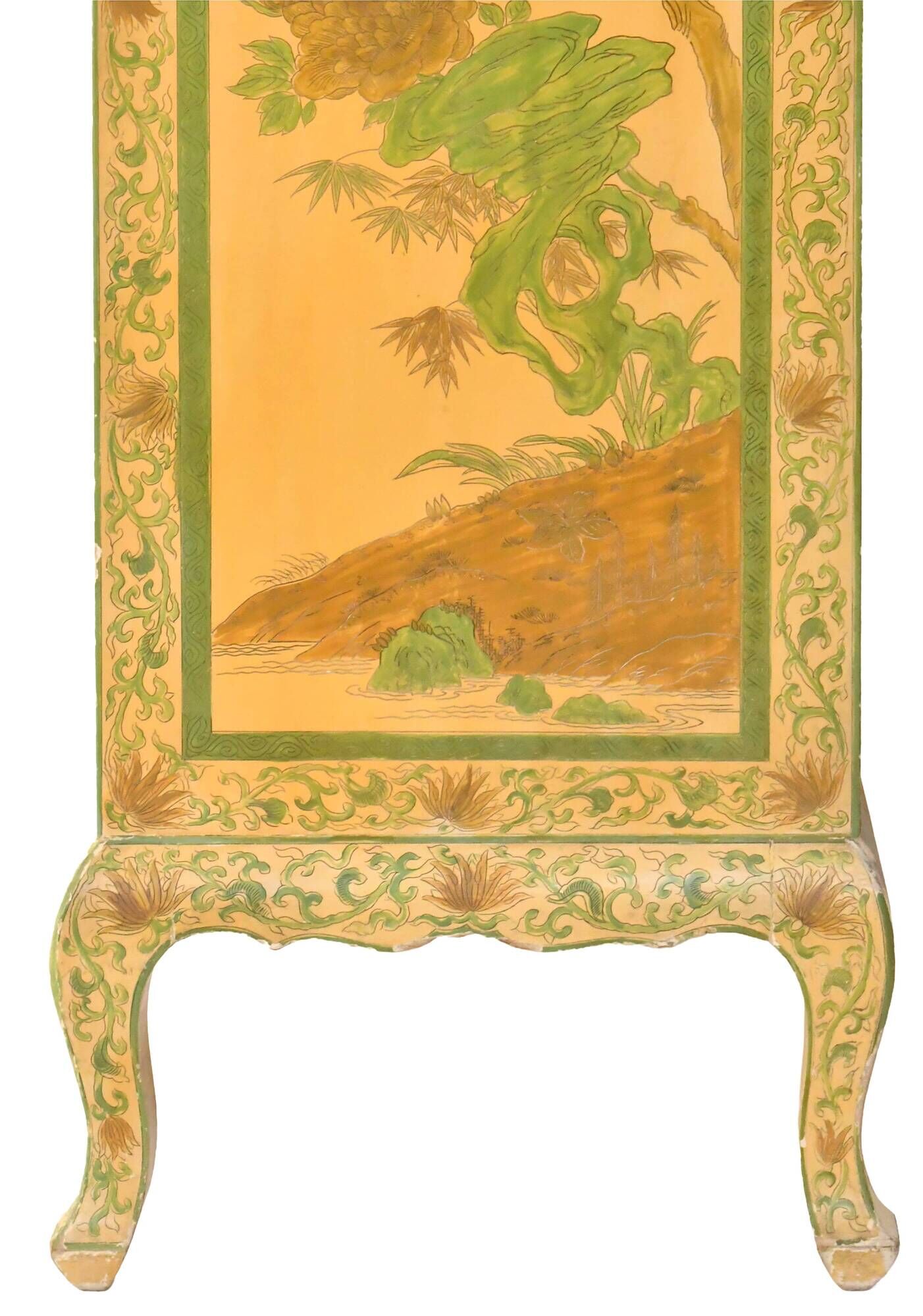 Chiffonnier en bois peint de style chinoisant