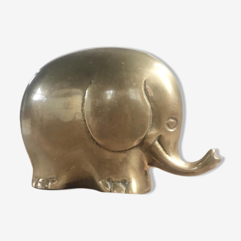 Éléphant en laiton