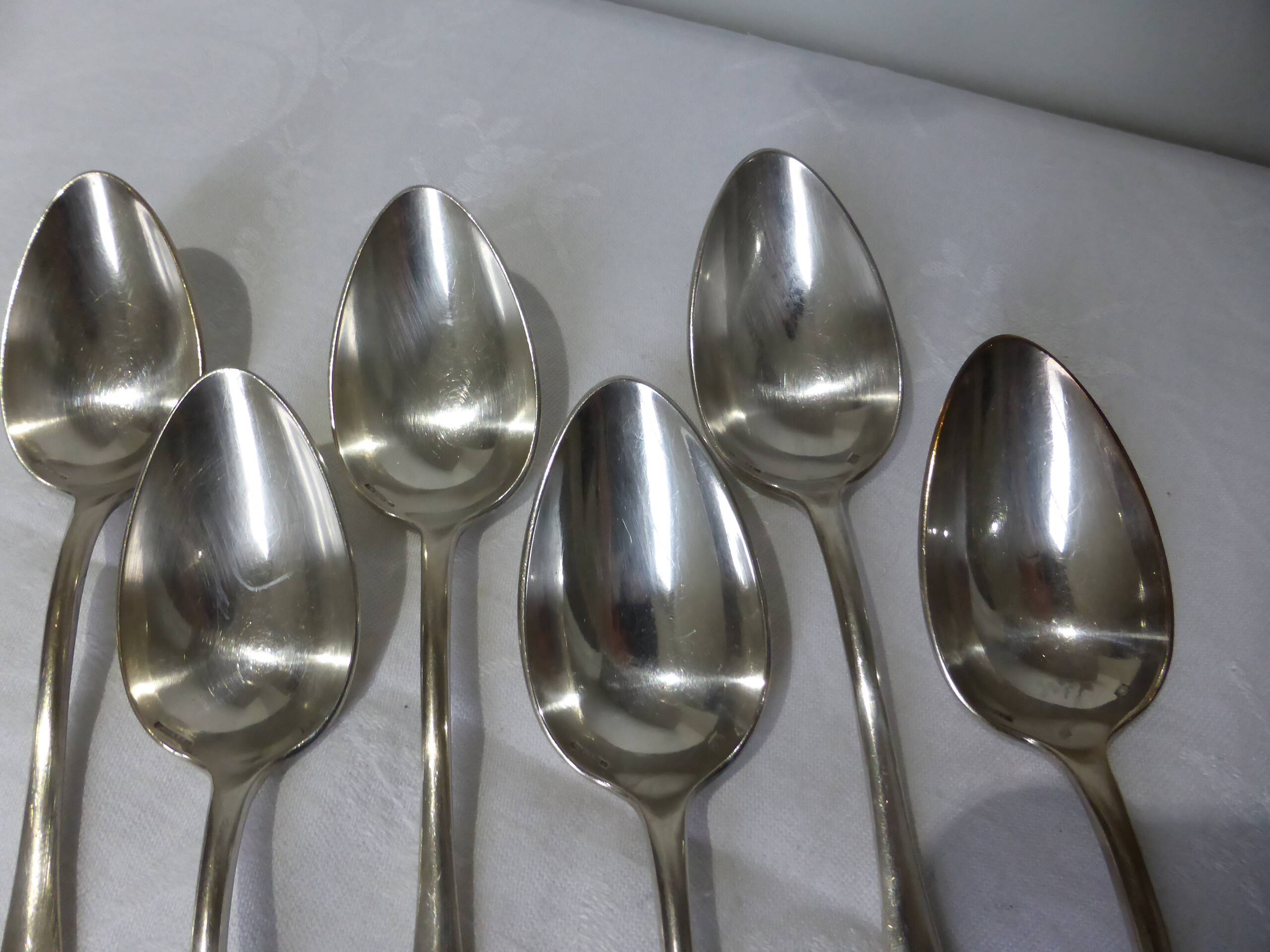 6 vintage silver-plated metal soup spoons, hallmarked 211289