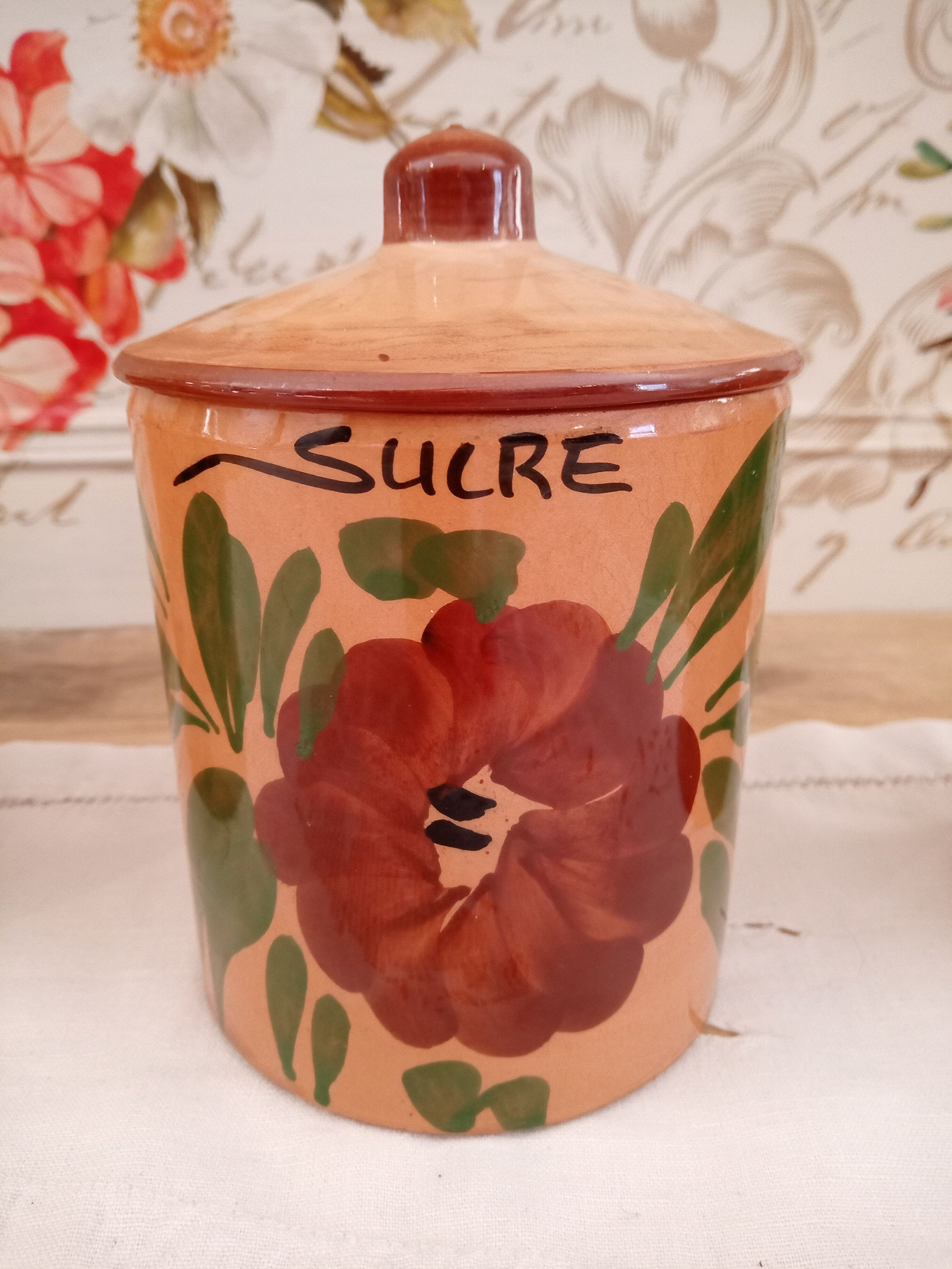 Set of 4 vintage kitchen pots in terracotta decoration daisy