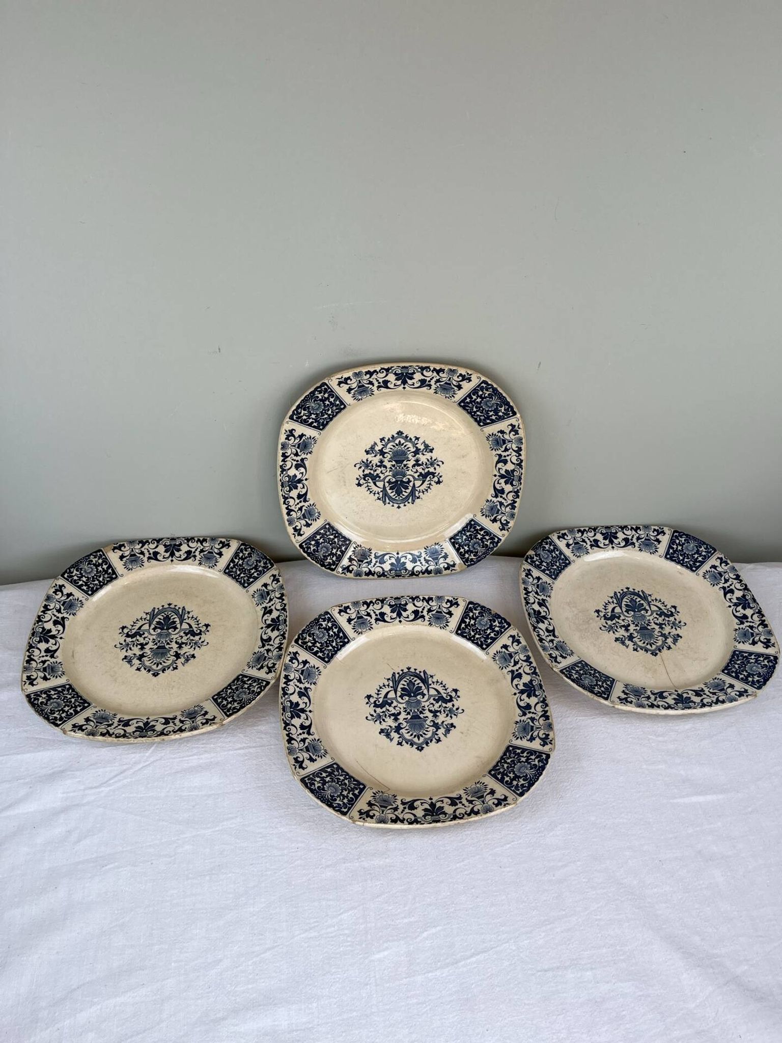 Antique plate from the late 19th century.