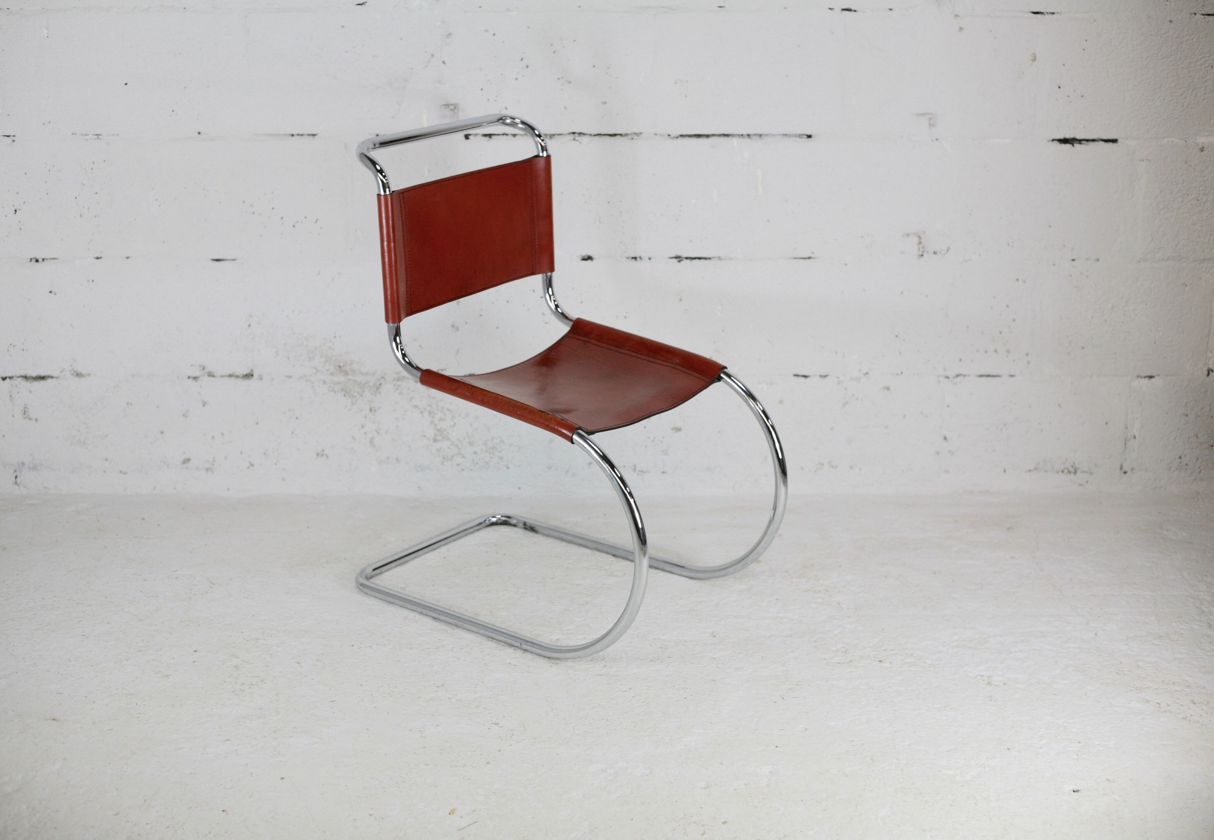 Chaise MR10 Mies Van Der Rorhe circa 1960 cuir cogna