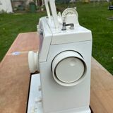 Singer sewing machine