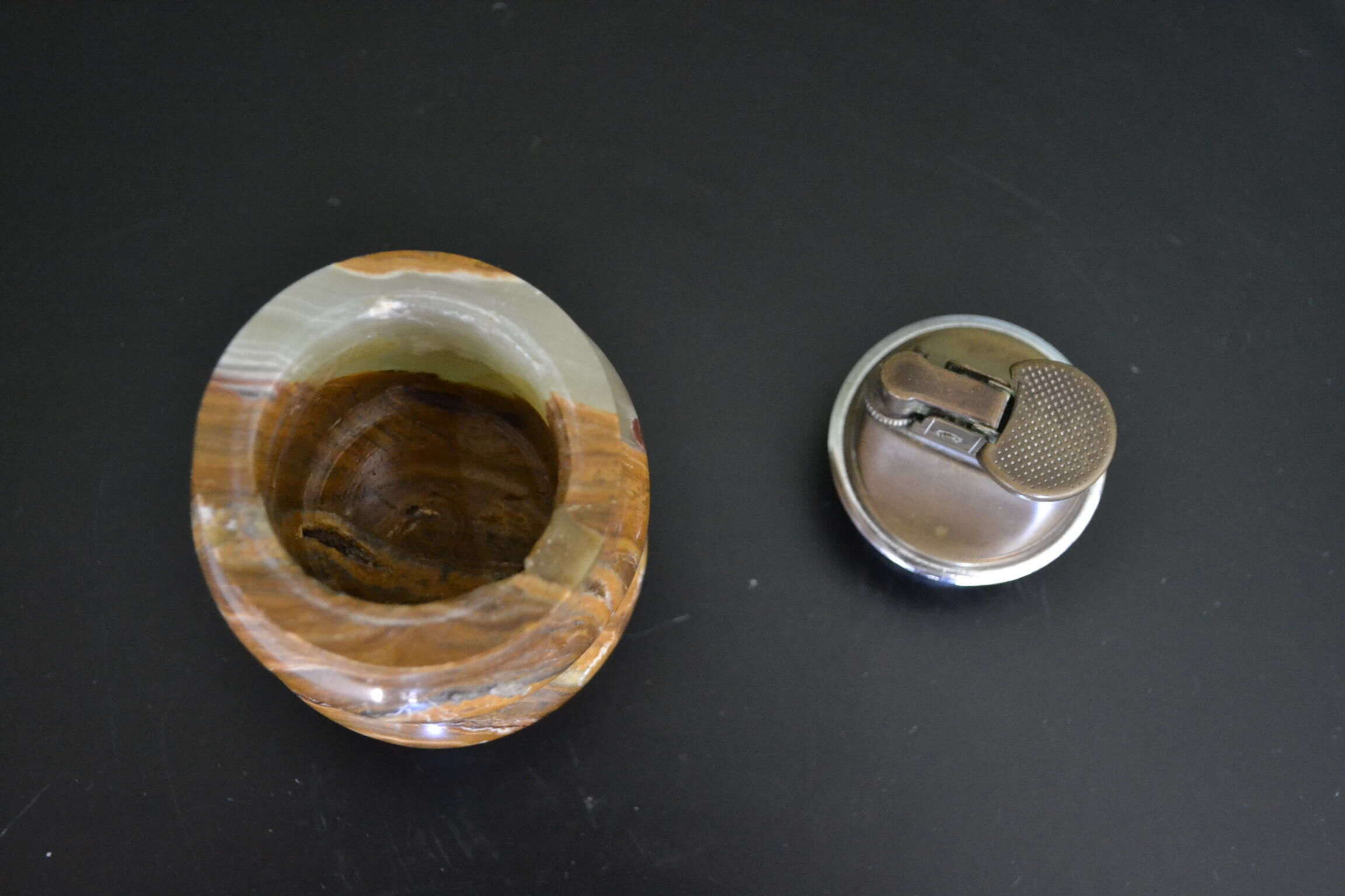 marble table lighter