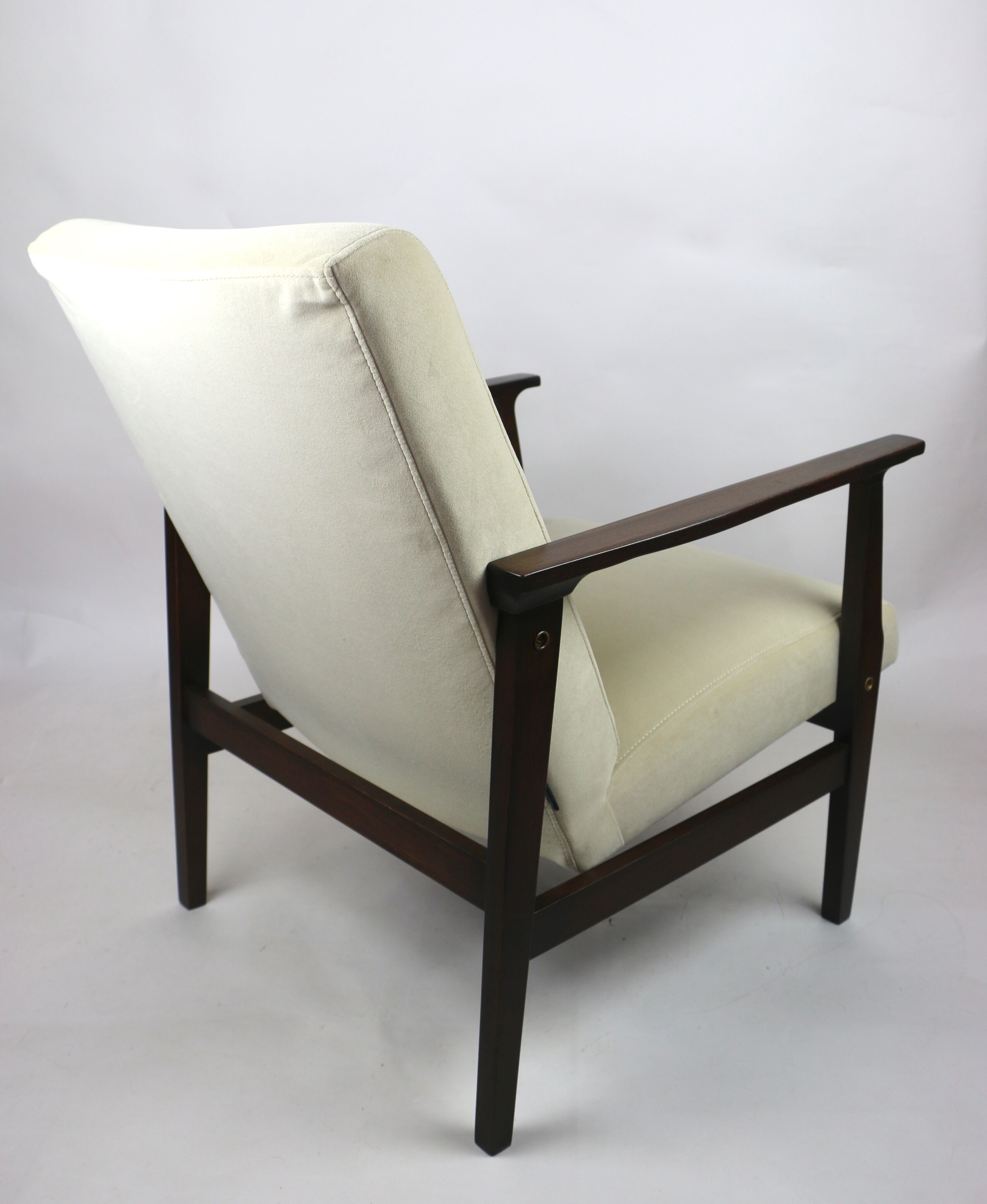 Fauteuil beige velvet années 1970