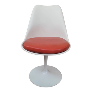 Chaise Tulip par eero