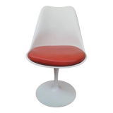 Vintage tulip chair by Eero Saarinen for Knoll