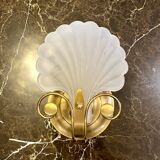 Shell wall light
