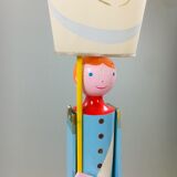 A soldier's lamppost by Suzanne Bonnichon