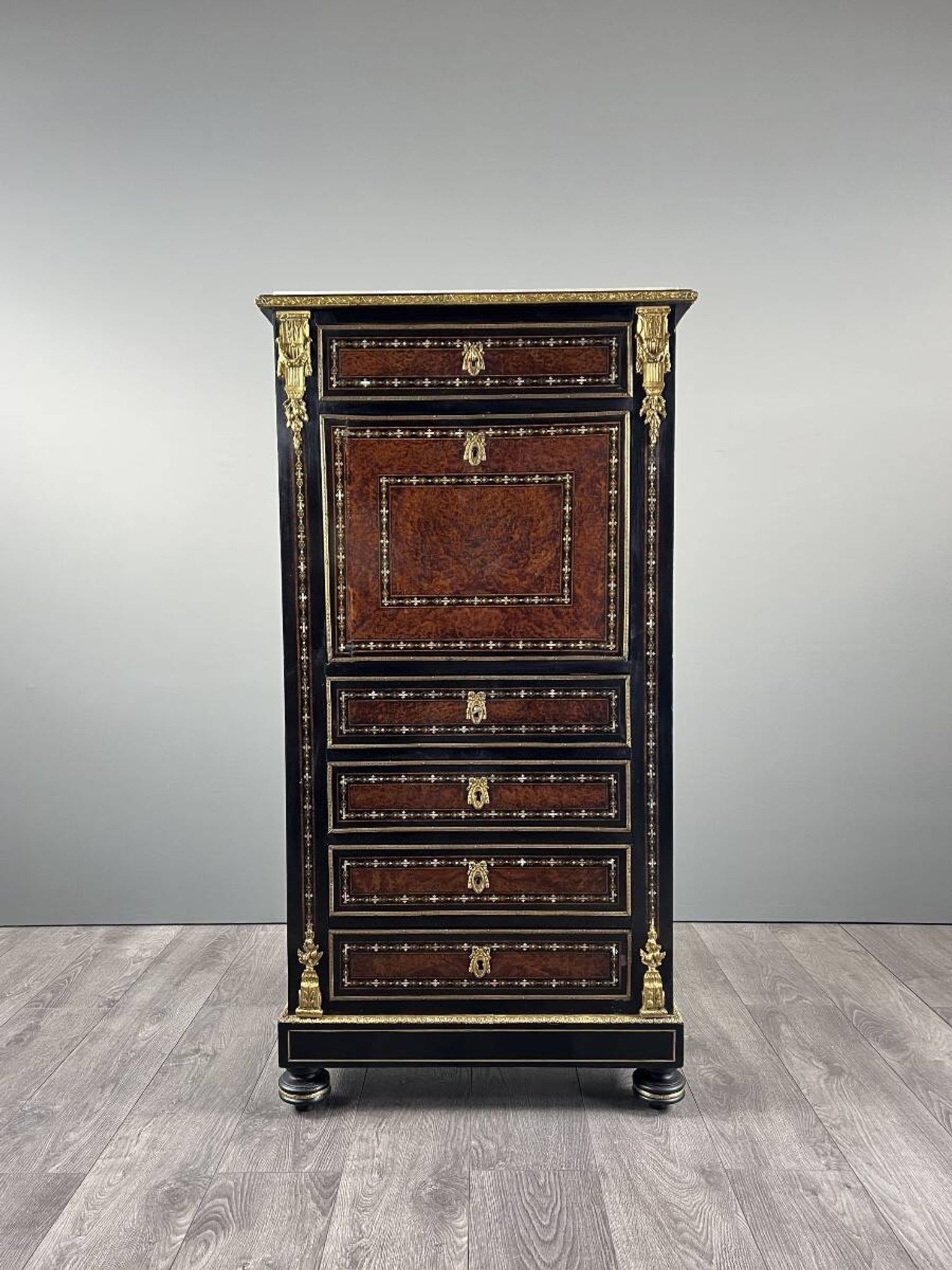 Secretary from the time of Napoleon III in marquetry and gilded bronzes, 19th century.