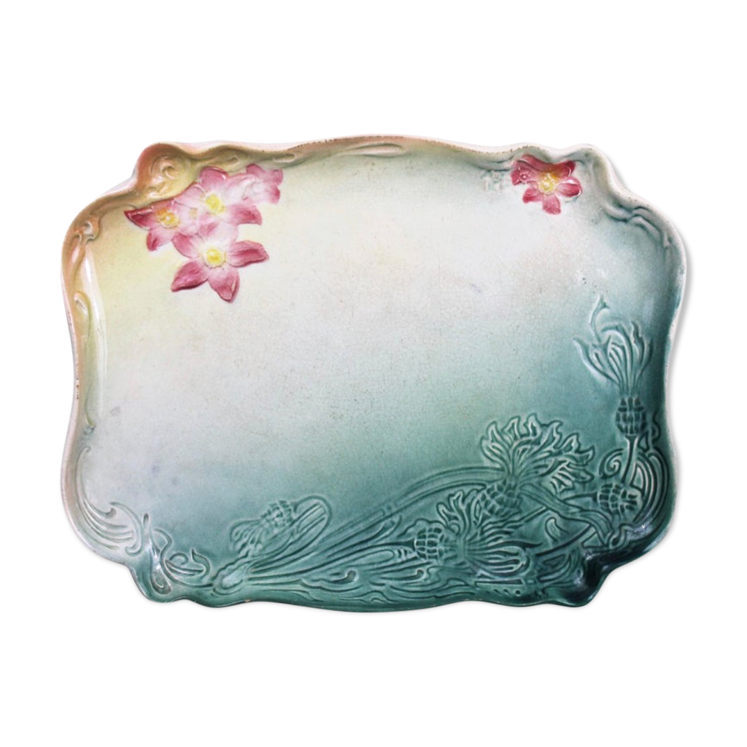 Art Nouveau plate in earthenware decorated with green and pink flowers 1900
