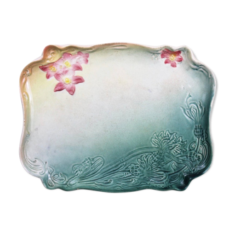 Art Nouveau plate in earthenware decorated with green and pink flowers 1900