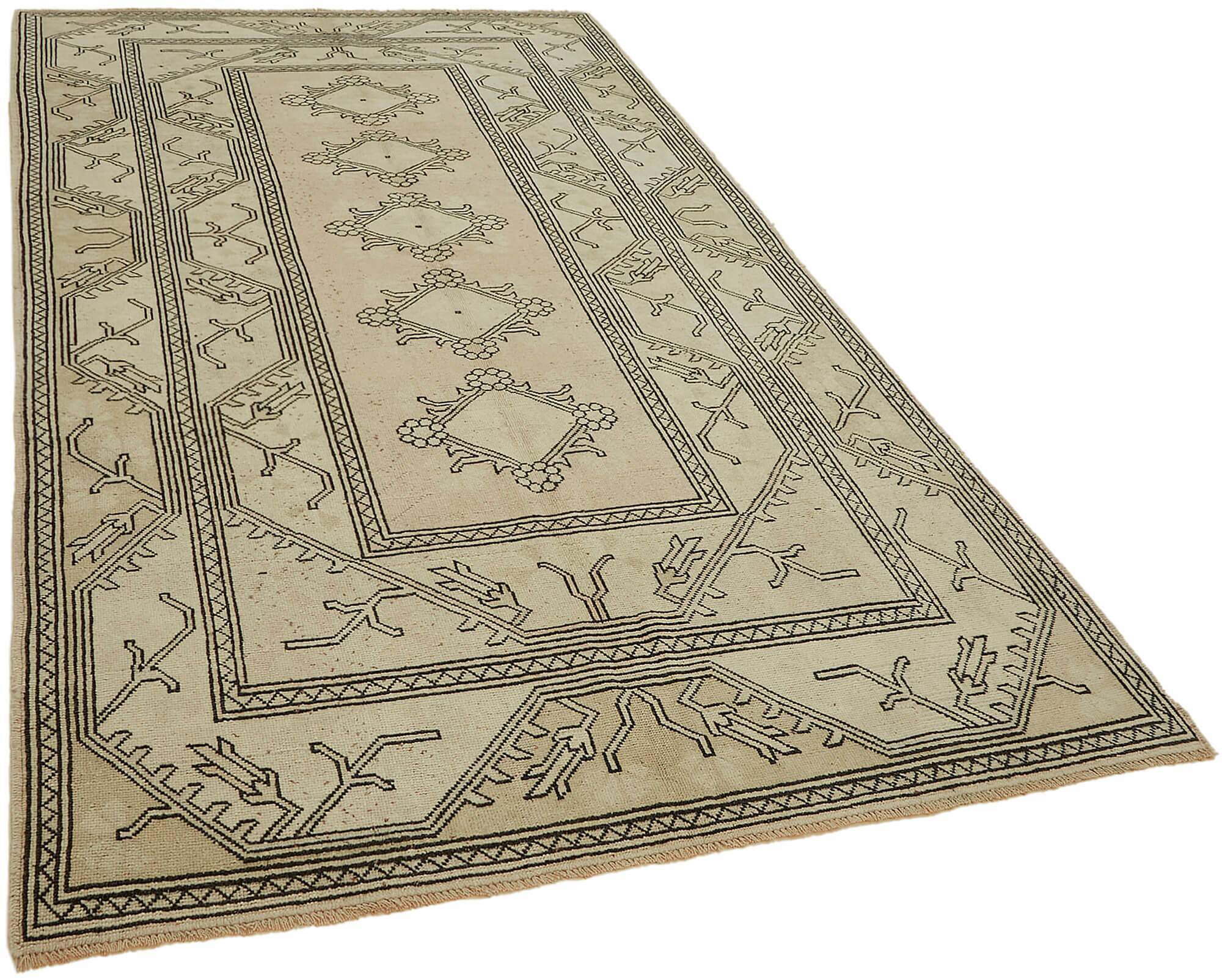 Turkish Vintage Anatolian Rug 164 cm x 290 cm