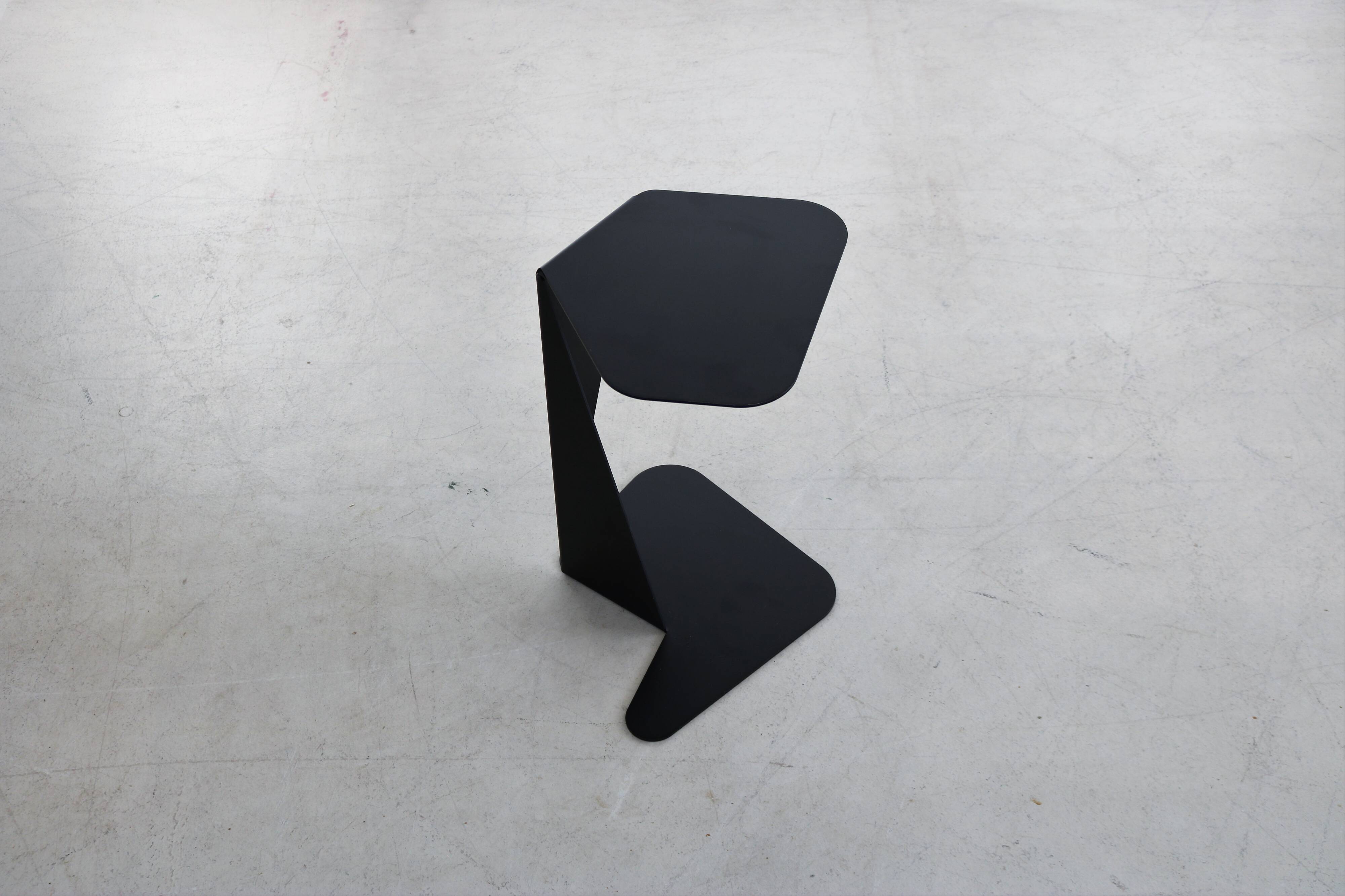 Gispen Today 972 RH side table