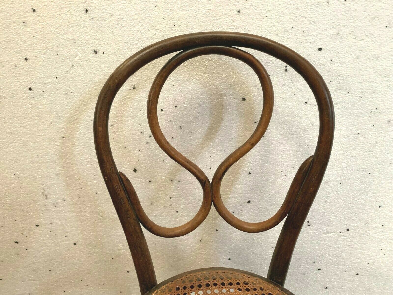 Chaise haute Thonet en bois courbé
