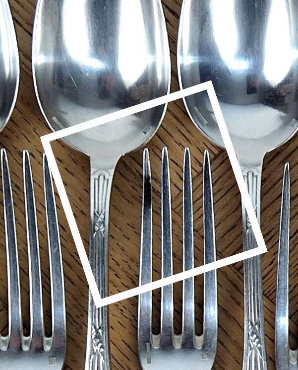 Tribaudeau silver-plated cutlery set "Blanc 84" for 24 place settings.