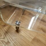 Table basse à roulettes en plexi