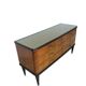Commode en acajou plaqué avec plateau en verre vert, années 1950