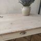 Petite table en sapin