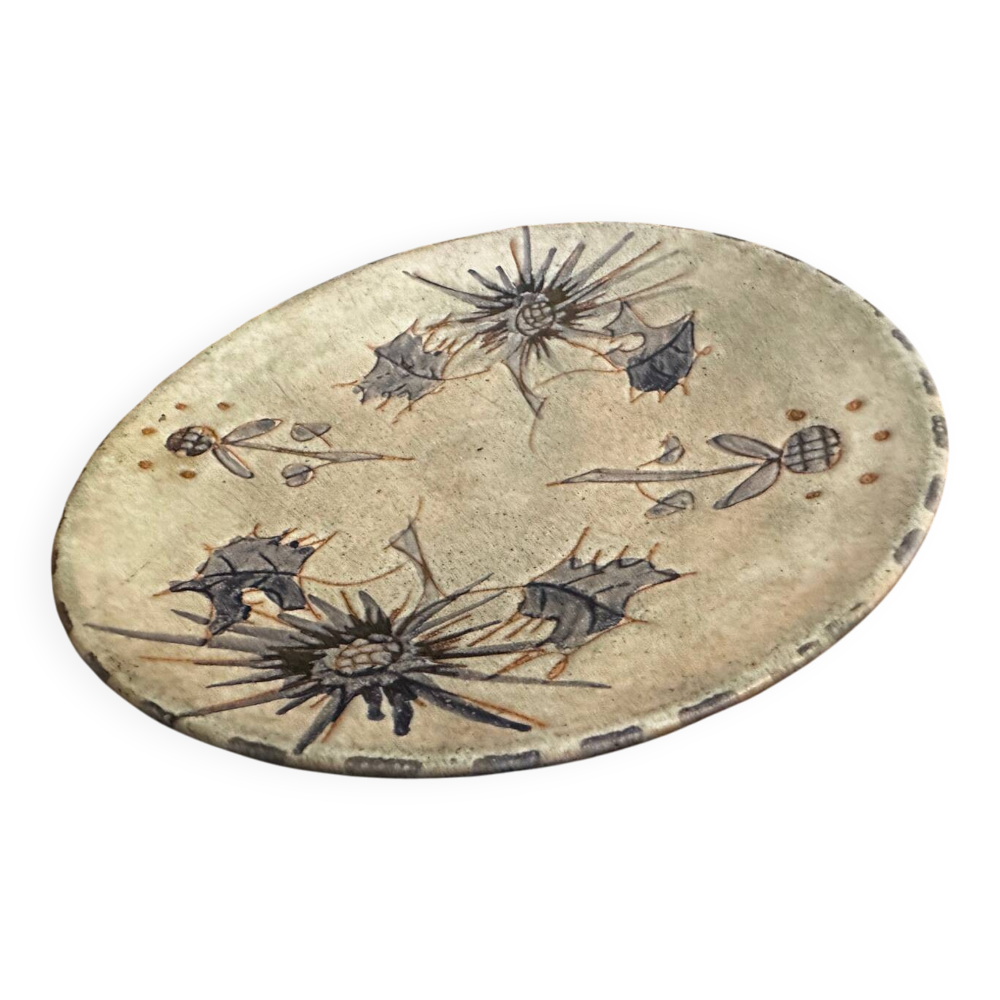 Ceramic plate signed by Marie-Madeleine Jolly – thistle decoration – year