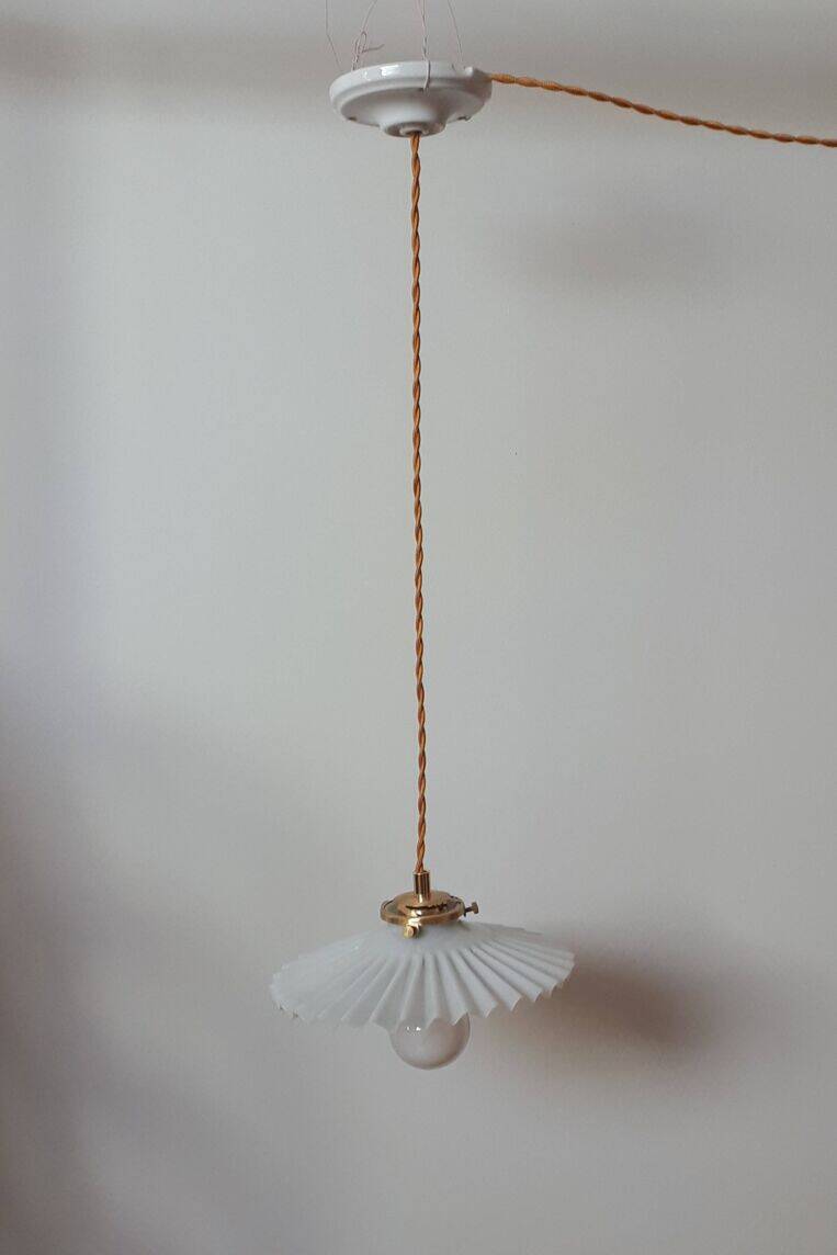 Vintage lampshade pendant light in striped embossed white opaline - circa 1940s