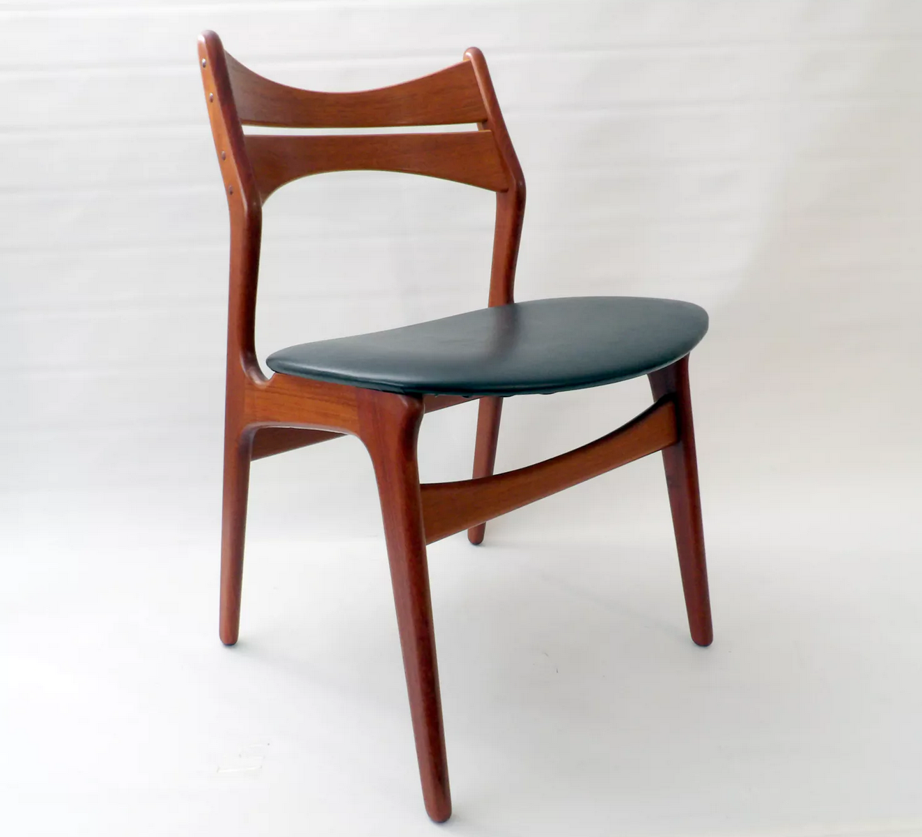 Paire de chaises danoises modele 310 d'Erik Buck, 1960