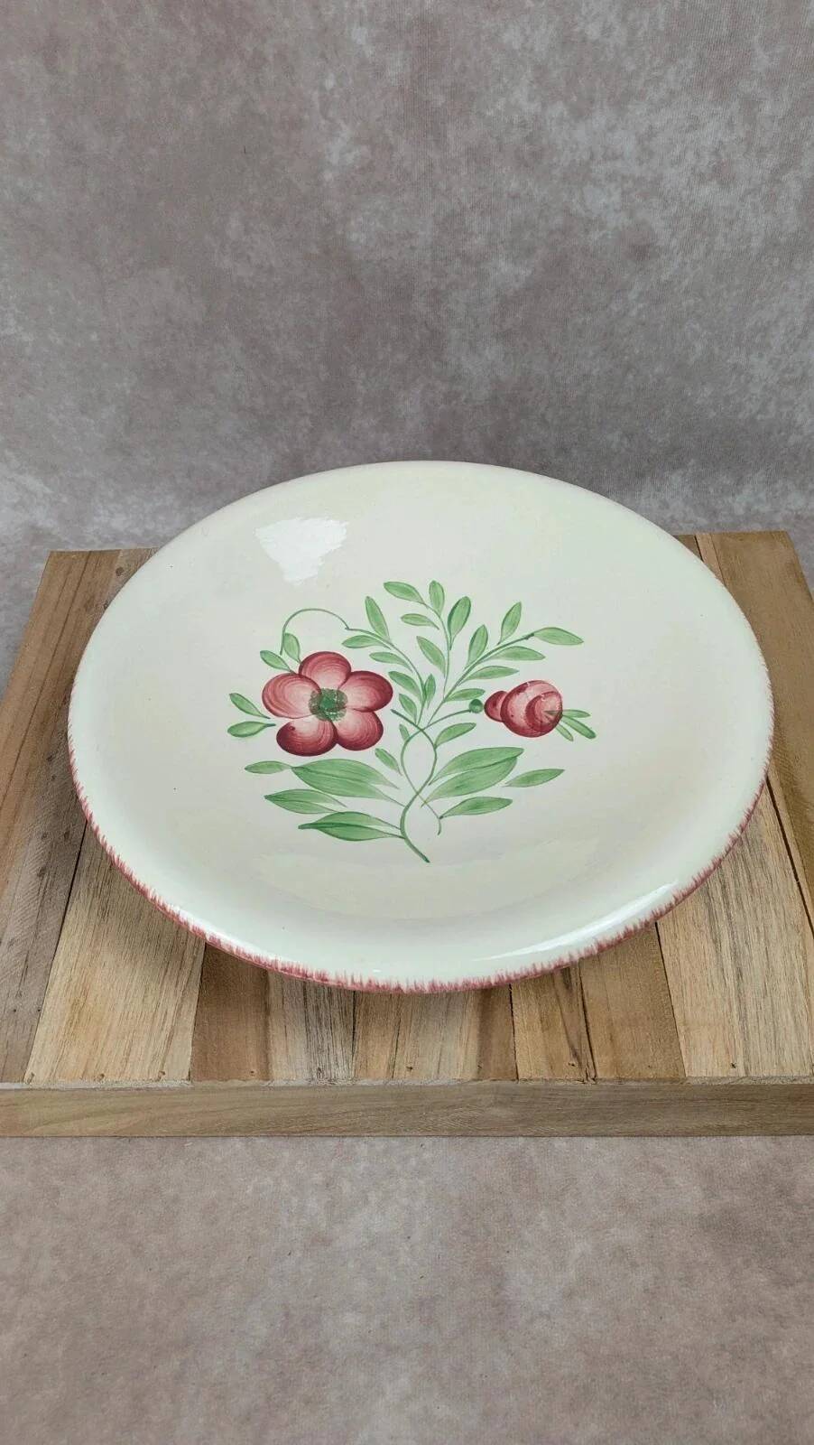 Antique Villeroy & Boch shallow dish – floral decoration – Viennese spirit