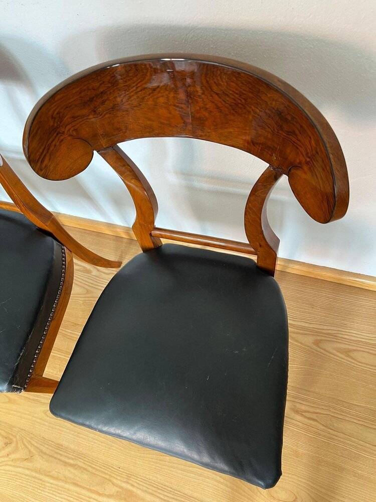 Biedermeier Shovel Chair in Walnut Veneer & Black Leather, Austria, 1820s