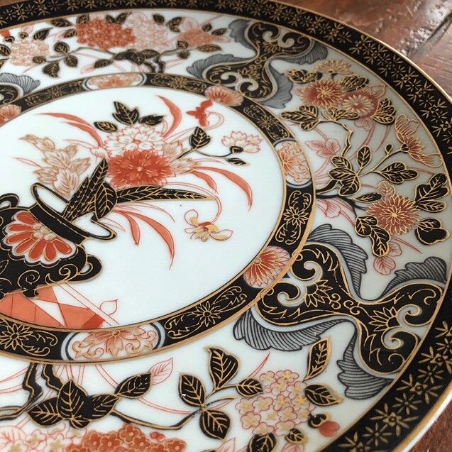 Ancient Japanese plate, hand-painted