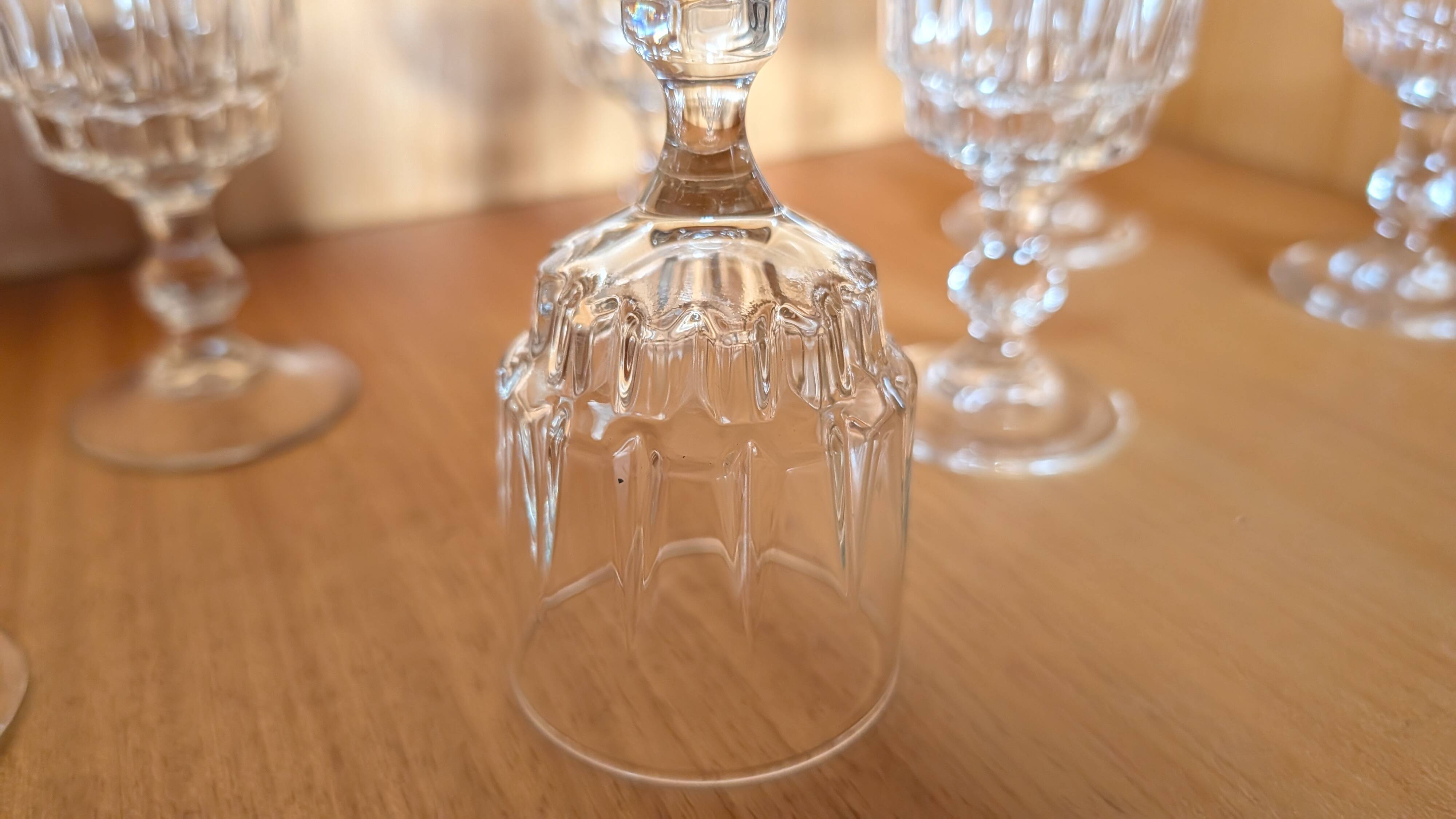 8 vintage bistro stemmed glasses
