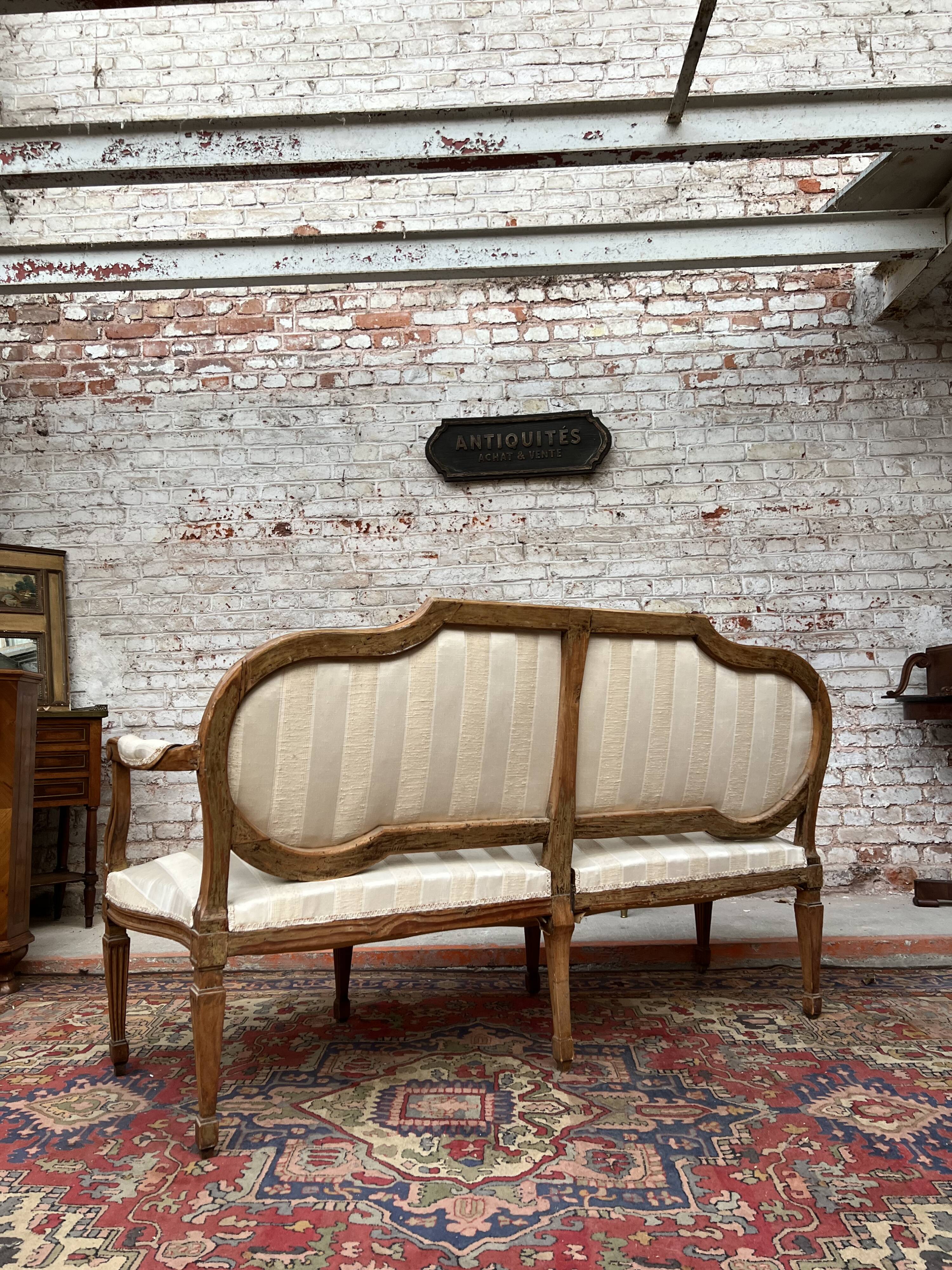 Natural wood sofa Louis XVI XVIII century