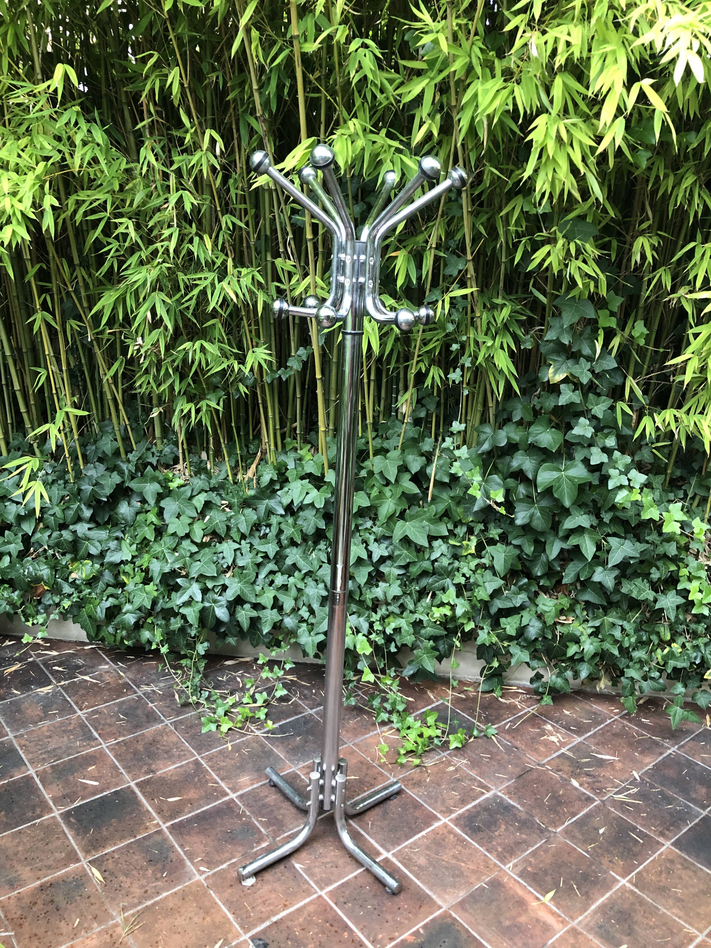 70s design parrot coat rack in chrome metal