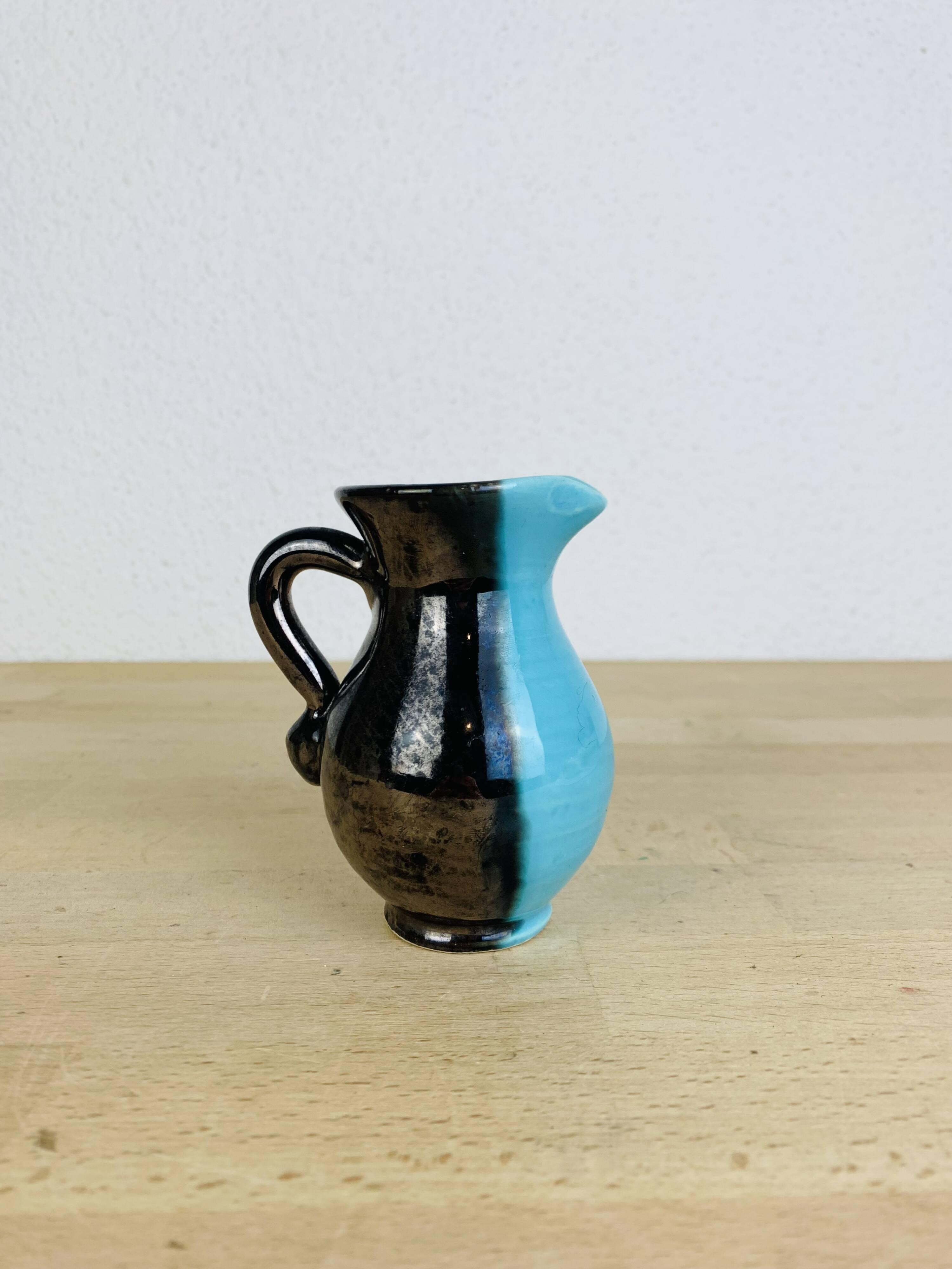 Two-tone ceramic vase from the 50s, blue and black, vintage