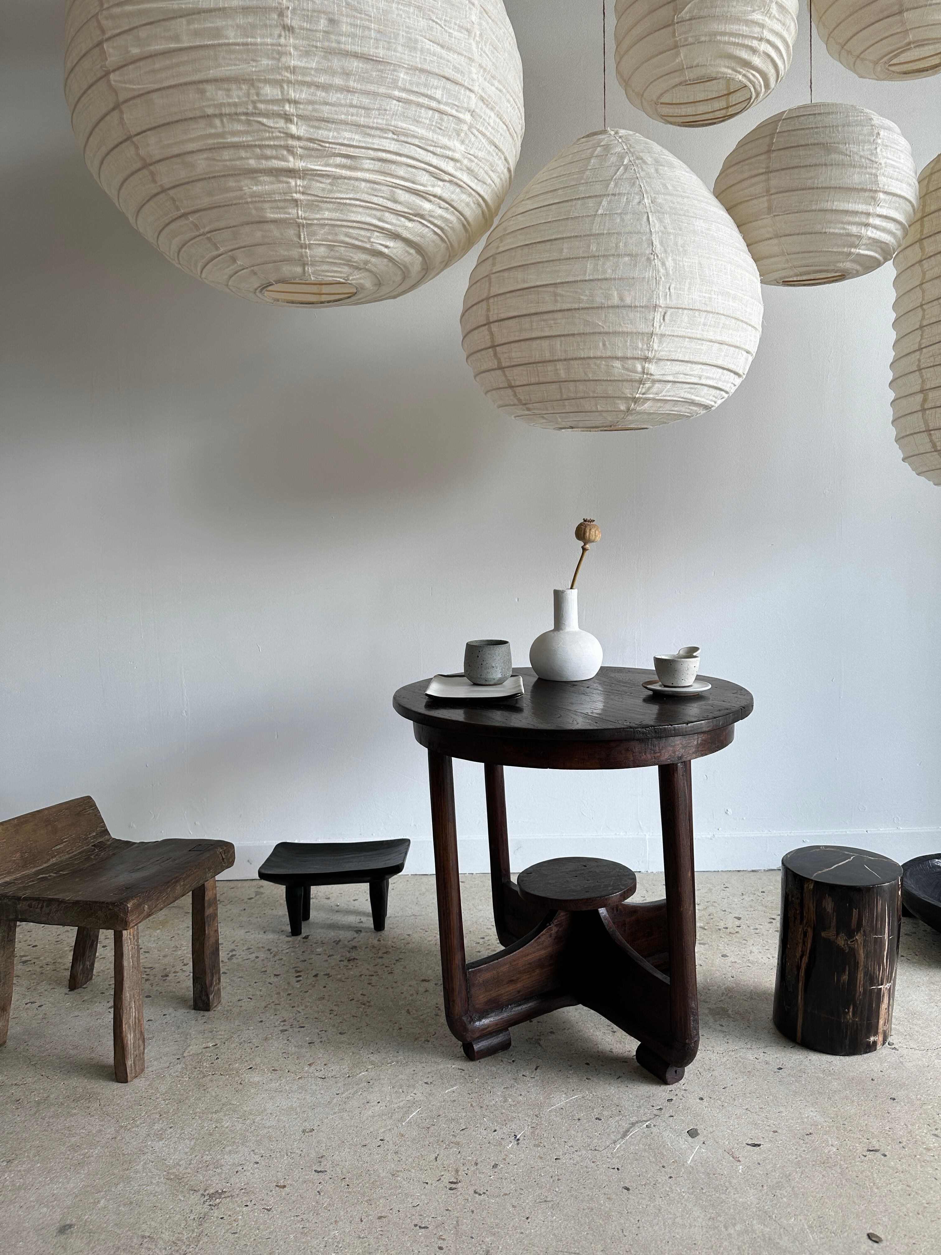 Suspension in rattan and natural japanese linen in the shape of a drop