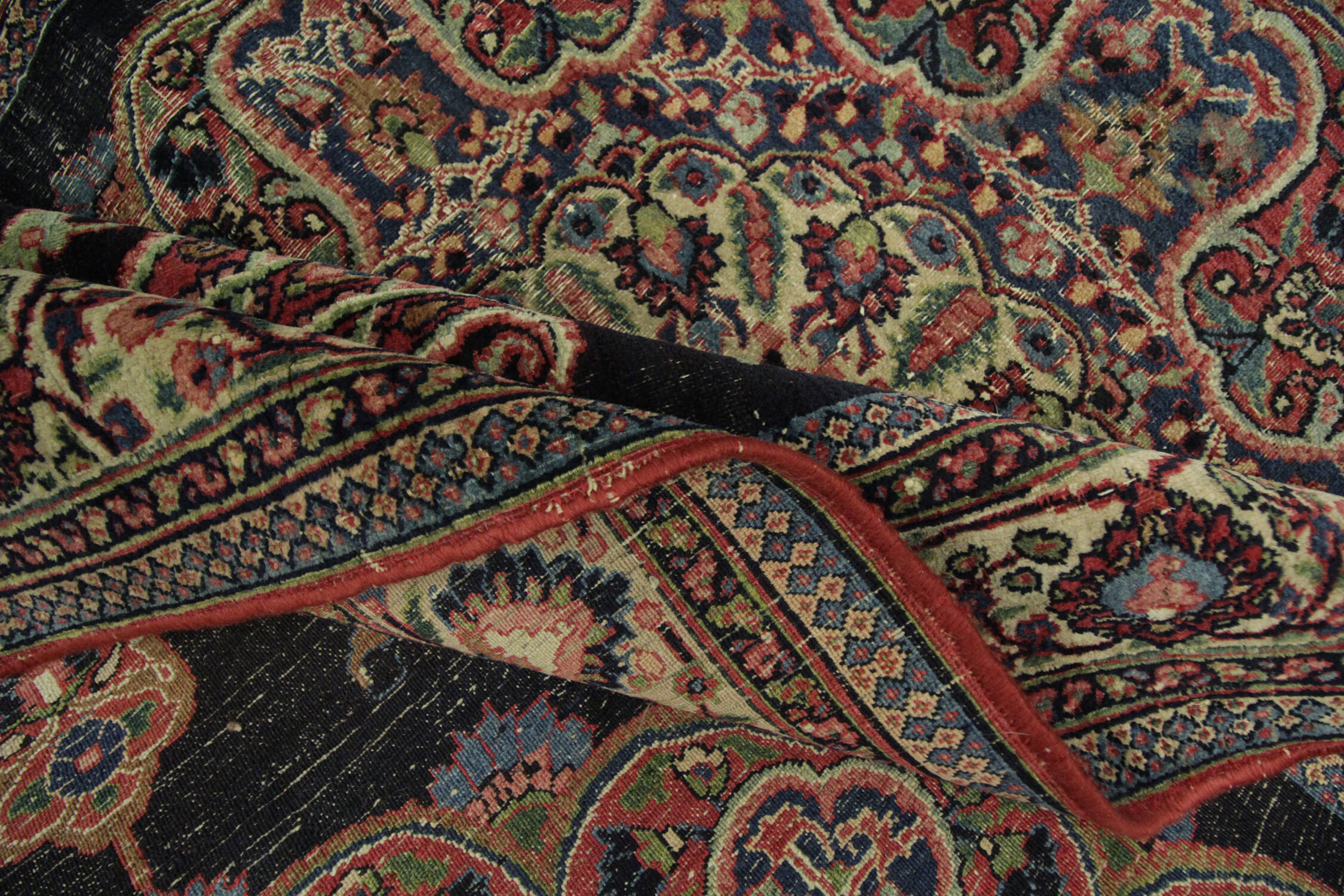 Antique Oriental Persian Kerman Rug- 128x190cm