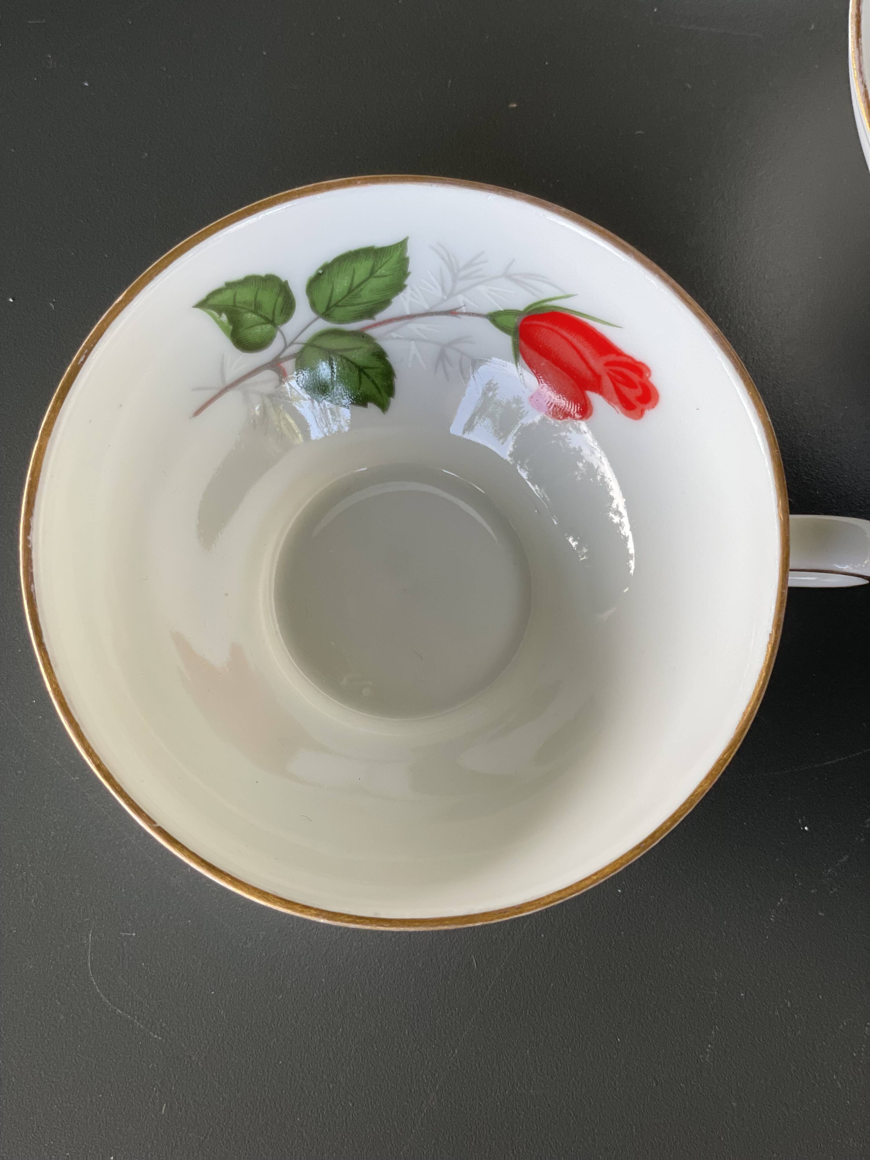 6 vintage coffee cups