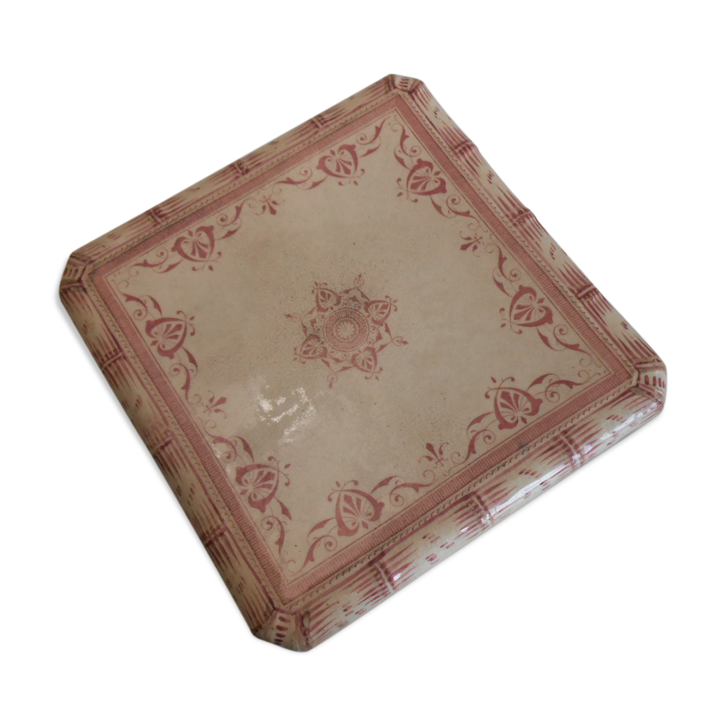 Dessous de plat faïence Creil Montereau